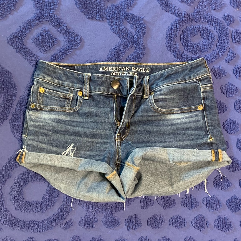 American Eagle Short
